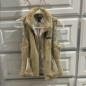 Patagonia Tan Fleece Vest S